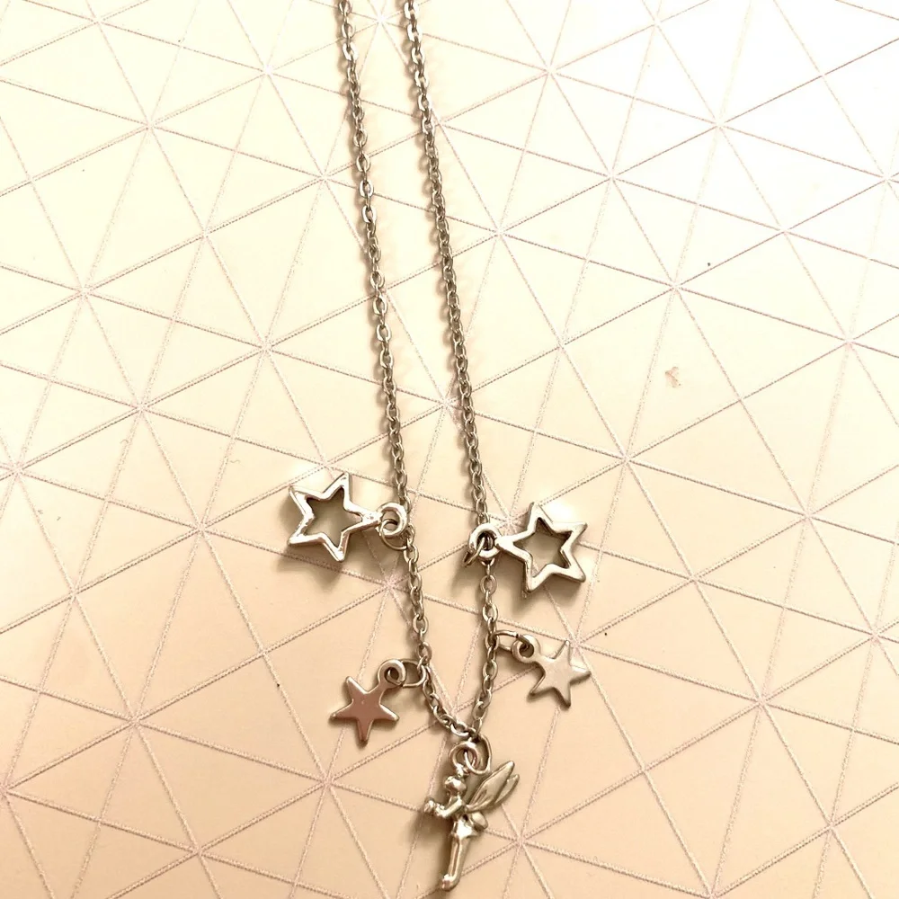 Tinker bell Necklace - Picture 2 of 3